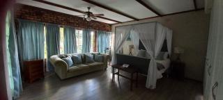 Kruger's Guest House - White River - 5