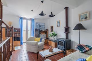 Volastra Cozy APT - with Terrace & Seaview - Volastra - 0