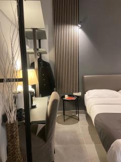 Soha Piazza Di Spagna Boutique - Roma - 6