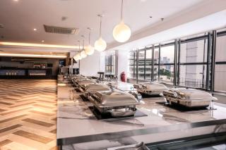 Days Hotel & Suites by Wyndham KL - Chan Sow Lin MRT or LRT - Kuala Lumpur - 1