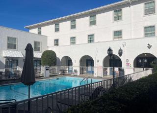 Motel 6 Dallas TX Downtown - Dallas - 8