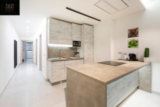 Beautiful, cozy APT just off the Promenade & WIFI by 360 Estates - 3