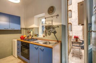 Monti Coliseum 2nd floor 3 bedroom - 1