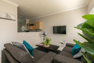 RAD STAYS - 60 Westpoint 89 Grayston Dr Morningside - Joanesburgo - 7