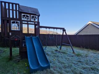 Flat 5. Modern studio apartment, Tynte Hotel, Mountain Ash - Quakers Yard - 6