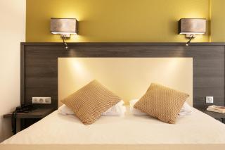 Hôtel Le Collier - Antibes - 9