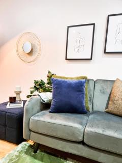 Gorgeous Newly Renovated 2 Double Bed Flat - 1