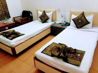 Hotel Ranjit Residency - Haiderabad - 4