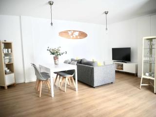 Casa Carivid - en el centro y con parking gratis - - 0