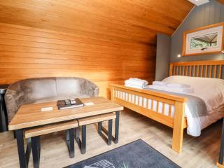 Acorn Lodge At Bridge Lake Farm & Fishery - Banbury - 4