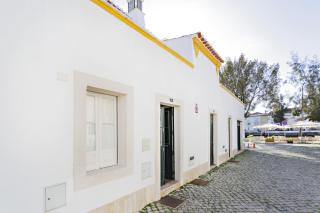 Yellow Stripe - Tavira - 8
