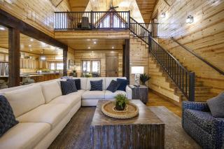 Grand Getaway - Broken Bow - 6