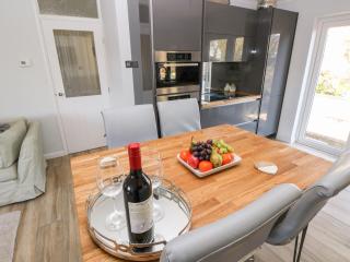 1 Gloucester Way - Pembroke Dock - 3