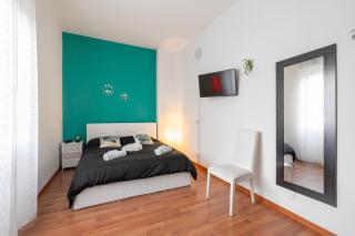 San Siro Big House Wifi Netflix Free Parking - Milaan - 9
