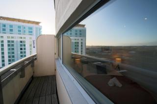 The Skyline - Luxury CIty Centre Flat with Designated Parking - 4