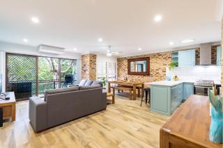Bay Parklands, 36 2 Gowrie Avenue - close to the water with Air con, WiFi, pool & spa & tennis court - Shoal Bay - 3