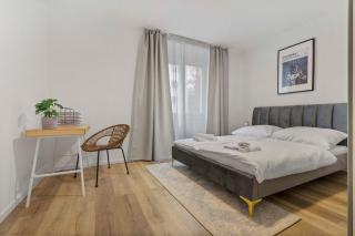 2 BR Apt Steps to Nivy Station - Bratislava - 7