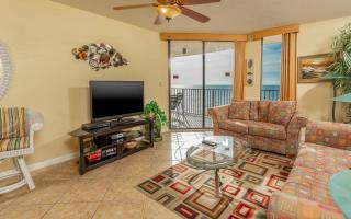 Phoenix IV by Brett Robinson Vacations - 9