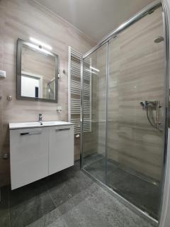 Grey Suites - 9