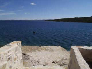 Seaside family friendly house with a swimming pool Cove Ladjin - Landjin, Pasman - 20399 - 4