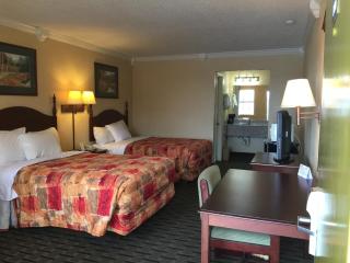Knights Inn Greenville - 9
