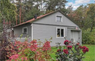 2 Bedroom Nice Home In Borrby - Borrby - 9