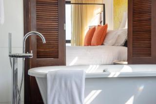 Lotus Samui Luxury Beach Villas - Mae Nam - 2