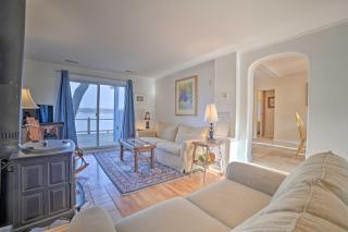 Fireplace! Waterfront Gem Near Leelanau Wine Trail - 6