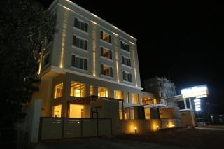 Misty Ocean - A Bergamont Group of Hotel - Kālapettai - 8