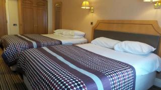 Parkside International Hotel - 8