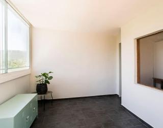 20 min from BCN- Charming house w/ pool & BBQ area - 2