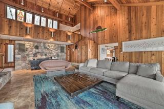 Spacious Lake Leelanau Home on Lake Michigan! - Suttons Bay - 6