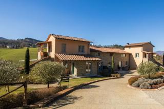 Beautiful villa with private lawn, pool and luxury SPA by VacaVilla - Poppi - 9