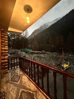 Flipsyde Retreat - Kasol - 4