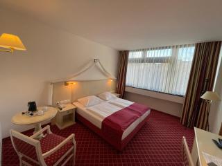 Hotel Chateau Kurfürstendamm - 1