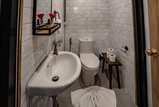 Luxury Industrial Flat 5 Mins from Nimman - 4