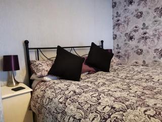 Brooklands Guest House - 1