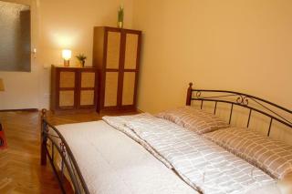 Comfort 2Bedrooms quite place!-Vinohrady - Prague - 9