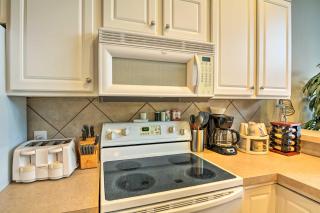 2 Pools Waterfront Condo on Lake of the Ozarks! - Camdenton - 2