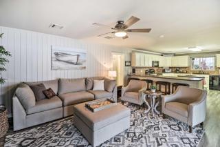 Kayaks, Dock Waterfront Escape on Lake Hamilton! - 5