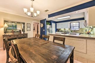 Quiet Lake Conroe Townhome with 2 Boat Slips! - Willis - 5