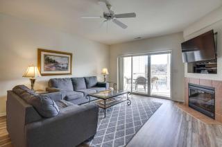 Lakefront Osage Beach Condo Dock Your Boat Here! - Osage Beach - 6