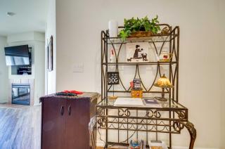 Lakefront Osage Beach Condo Dock Your Boat Here! - 5