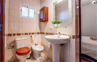 Lovely Home In Chiclana De La Fronter - 3
