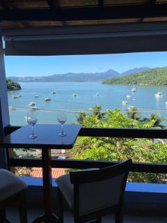 Casa Belvedere na Ilha do Araujo e Ganhe 1 passeio de barco - Paraty - 9