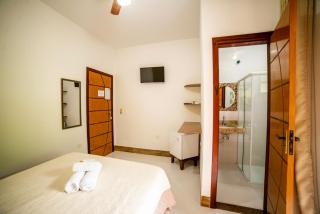 Pousada Cantinho do Sossego Paraty tem Piscina com Vista pra Montanha, Salão de Jogos, Café da Manhã, Estacionamento, Gerador de Energia, Próximo as principais Praias, Ilhas e Cachoeiras - Paraty - 4