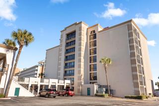 Ocean Crest Inn and Suites - Myrtle Beach - 6