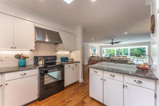 253 Greenwood NEW RENOVATIONS Private Pool Golf Views Sleeps 10 Sea Pines - Hilton Head Island - 1