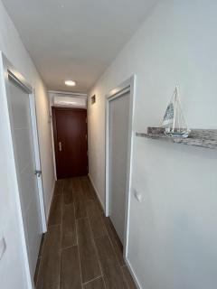 TAR11D - Estudio con Vistas al mar, Wifi, Smart TV, Fire Stick Amazon, en el Centro, a 600 metros Playa - Torremolinos - 4