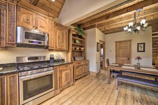 Mtn-View Cabin Deck, Grill and Fire Pit in Franklin - Franklin - 1